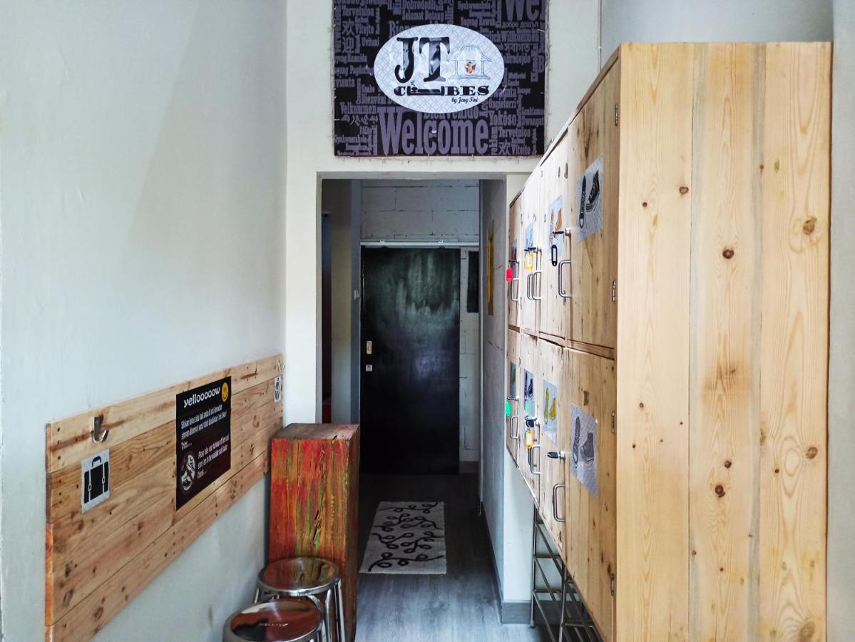 Jeng Tini Guest House Bogor Exterior photo