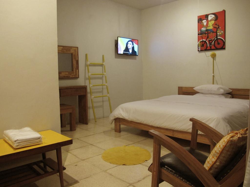 Jeng Tini Guest House Bogor Exterior photo