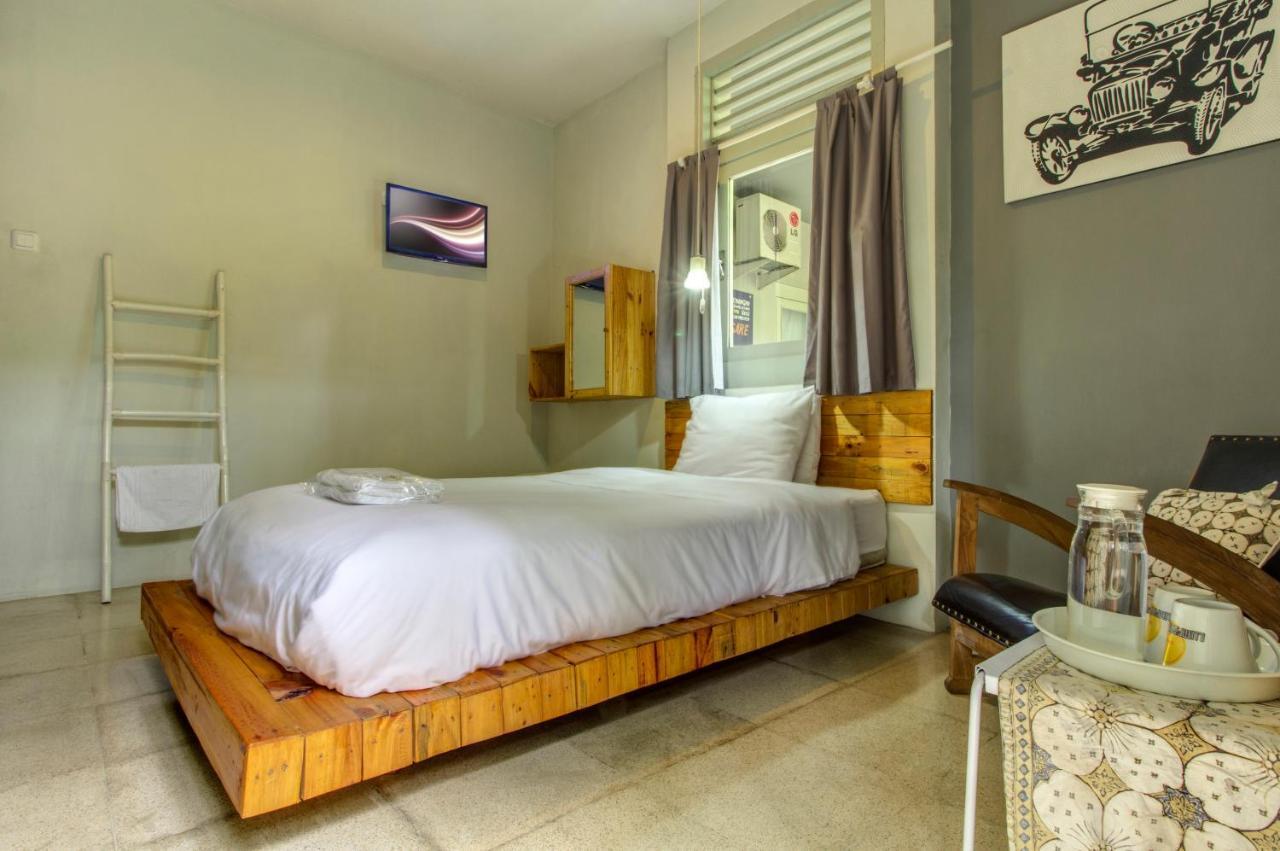 Jeng Tini Guest House Bogor Exterior photo
